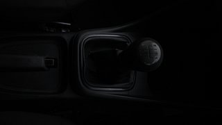 Used 2016 Volkswagen Polo Trendline 1.2L (P) Petrol Manual interior GEAR  KNOB VIEW