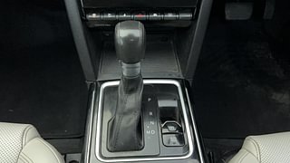 Used 2022 Mahindra XUV700 AX 7 Petrol AT Luxury Pack 7 STR Petrol Automatic interior GEAR  KNOB VIEW