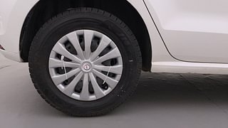 Used 2016 Volkswagen Polo Trendline 1.2L (P) Petrol Manual tyres RIGHT REAR TYRE RIM VIEW