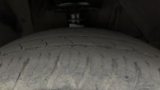 Used 2018 Maruti Suzuki S-Cross Alpha 1.3 Diesel Manual tyres RIGHT FRONT TYRE TREAD VIEW
