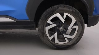 Used 2022 Nissan Magnite XV Premium Turbo CVT Dual Tone Petrol Automatic tyres LEFT REAR TYRE RIM VIEW