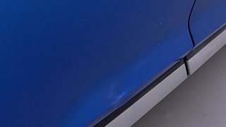 Used 2022 Nissan Magnite XV Premium Turbo CVT Dual Tone Petrol Automatic dents MINOR DENT