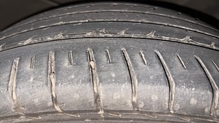 Used 2019 Hyundai Creta [2018-2020] 1.6 SX OPT VTVT Petrol Manual tyres RIGHT FRONT TYRE TREAD VIEW