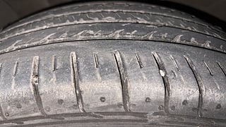 Used 2019 Hyundai Creta [2018-2020] 1.6 SX OPT VTVT Petrol Manual tyres LEFT FRONT TYRE TREAD VIEW