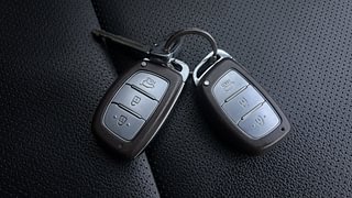 Used 2019 Hyundai Creta [2018-2020] 1.6 SX OPT VTVT Petrol Manual extra CAR KEY VIEW