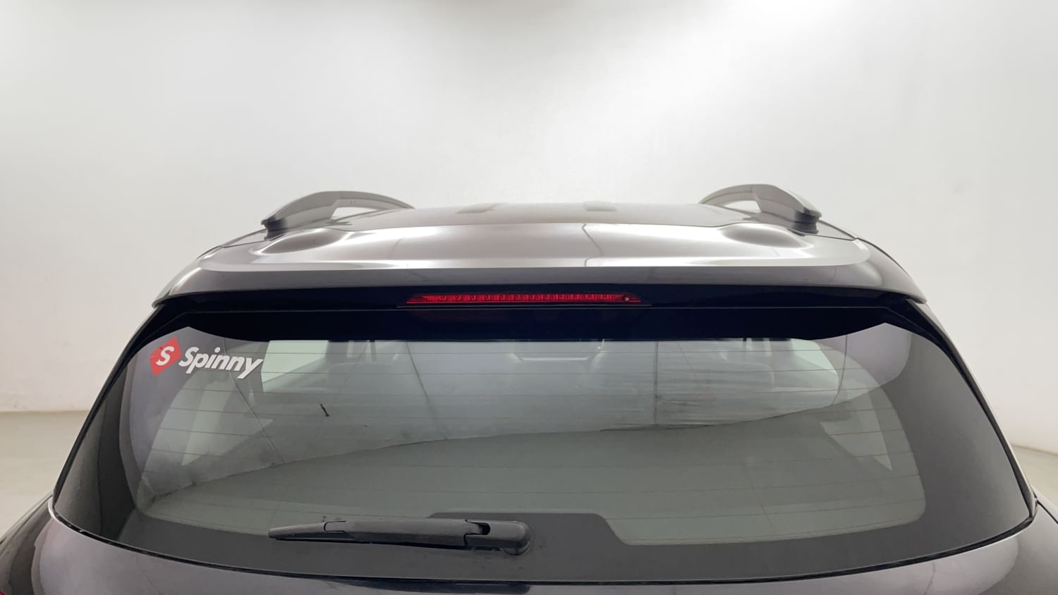 New Citroen C5 Aircross exterior BACK WINDSHIELD VIEW