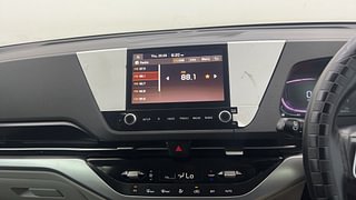 Used 2022 Kia Carens Prestige Plus 1.4 Petrol MT 7 STR Petrol Manual top_features Integrated (in-dash) music system