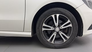 Used 2017 Mercedes-Benz A-Class [2013-2015] A 200 CDI Sport Diesel Automatic tyres RIGHT FRONT TYRE RIM VIEW