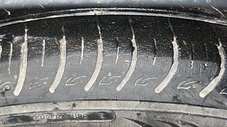 Used 2022 Kia Carens Prestige Plus 1.4 Petrol MT 7 STR Petrol Manual tyres RIGHT FRONT TYRE TREAD VIEW