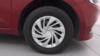 Used 2015 Hyundai Elite i20 Sportz 1.2 Petrol Manual tyres RIGHT FRONT TYRE RIM VIEW