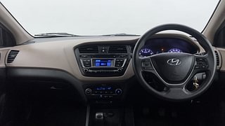 Used 2015 Hyundai Elite i20 Sportz 1.2 Petrol Manual interior DASHBOARD VIEW