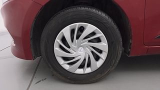 Used 2015 Hyundai Elite i20 Sportz 1.2 Petrol Manual tyres LEFT FRONT TYRE RIM VIEW
