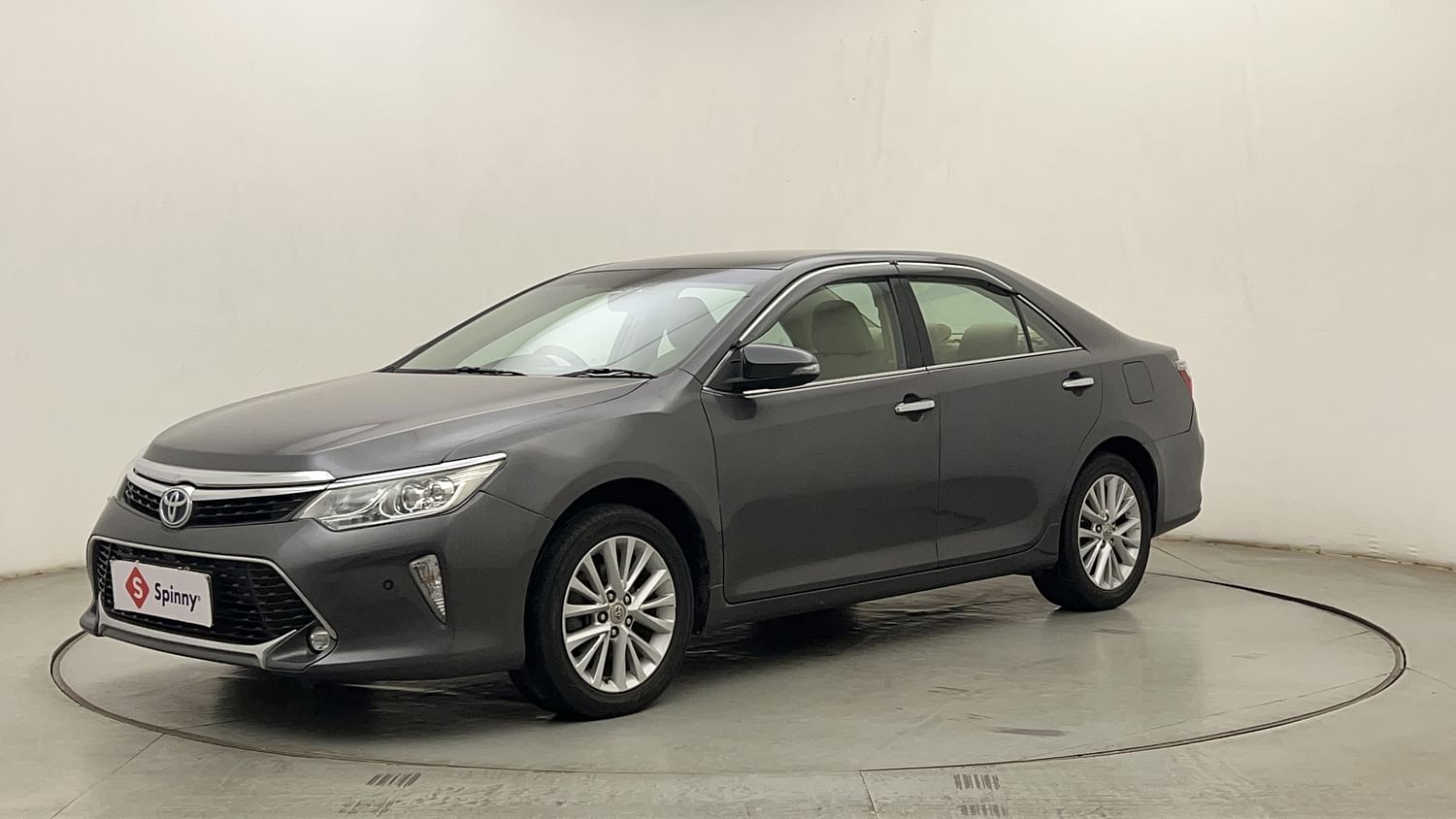 Toyota Camry | Vroom-wheel