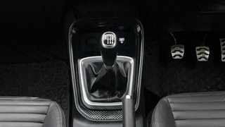 Used 2022 Kia Sonet GTX Plus 1.5 Diesel Manual interior GEAR  KNOB VIEW