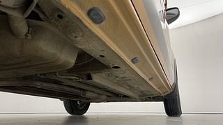 Used 2022 Renault Triber RXZ Petrol Manual extra REAR RIGHT UNDERBODY VIEW