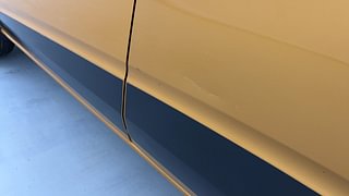 Used 2022 Renault Triber RXZ Petrol Manual dents MINOR SCRATCH