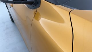 Used 2022 Renault Triber RXZ Petrol Manual dents MINOR SCRATCH