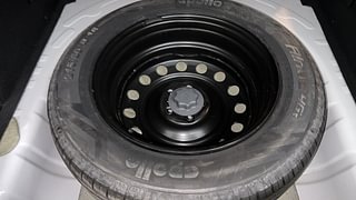 Used 2021 MG Motors Astor Sharp 1.5 MT Petrol Manual tyres SPARE TYRE VIEW