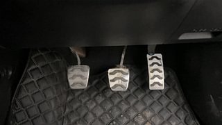 Used 2022 Kia Sonet GTX Plus 1.5 Diesel Manual interior PEDALS VIEW