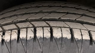 Used 2022 Kia Sonet GTX Plus 1.5 Diesel Manual tyres LEFT FRONT TYRE TREAD VIEW