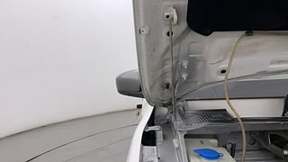 Used 2018 Renault Kwid [2017-2019] RXT 1.0 SCE Special (O) Petrol Manual engine ENGINE RIGHT SIDE HINGE & APRON VIEW