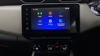 Used 2021 Nissan Magnite XV Turbo Petrol Manual top_features Touch screen infotainment system