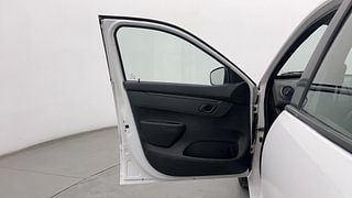 Used 2018 Renault Kwid [2017-2019] RXT 1.0 SCE Special (O) Petrol Manual interior LEFT FRONT DOOR OPEN VIEW