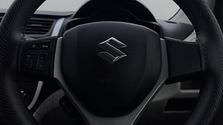 Used 2021 Maruti Suzuki Celerio ZXI (O) AMT Petrol Automatic top_features Airbags
