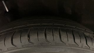 Used 2016 Honda Amaze 1.2L VX CVT Petrol Automatic tyres RIGHT REAR TYRE TREAD VIEW