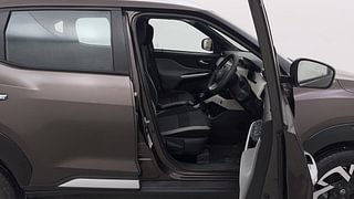 Used 2021 Nissan Magnite XV Turbo Petrol Manual interior RIGHT SIDE FRONT DOOR CABIN VIEW