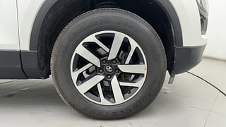 Used 2022 Tata Harrier XZA Plus Dual Tone AT Diesel Automatic tyres RIGHT FRONT TYRE RIM VIEW