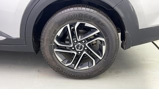 Used 2022 Kia Carens Luxury Plus 1.5 Diesel 7 STR Diesel Manual tyres LEFT REAR TYRE RIM VIEW