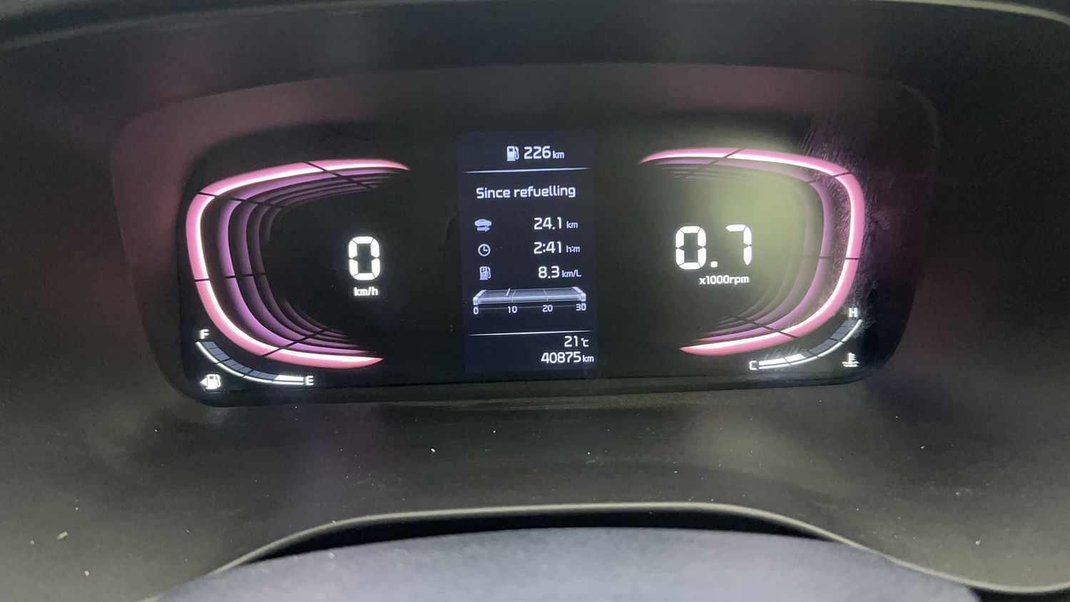 New Kia Carens interior CLUSTERMETER VIEW
