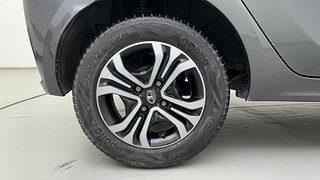 Used 2022 Tata Tiago XZA Petrol Automatic tyres RIGHT REAR TYRE RIM VIEW