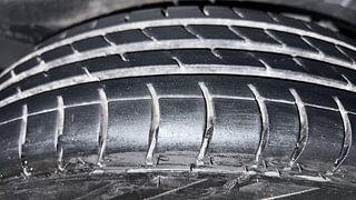 Used 2013 Maruti Suzuki Wagon R 1.0 [2013-2019] LXi CNG Petrol+cng Manual tyres LEFT REAR TYRE TREAD VIEW