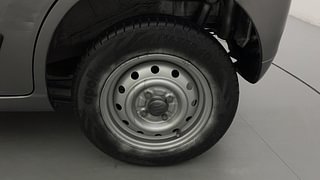 Used 2013 Maruti Suzuki Wagon R 1.0 [2013-2019] LXi CNG Petrol+cng Manual tyres LEFT REAR TYRE RIM VIEW