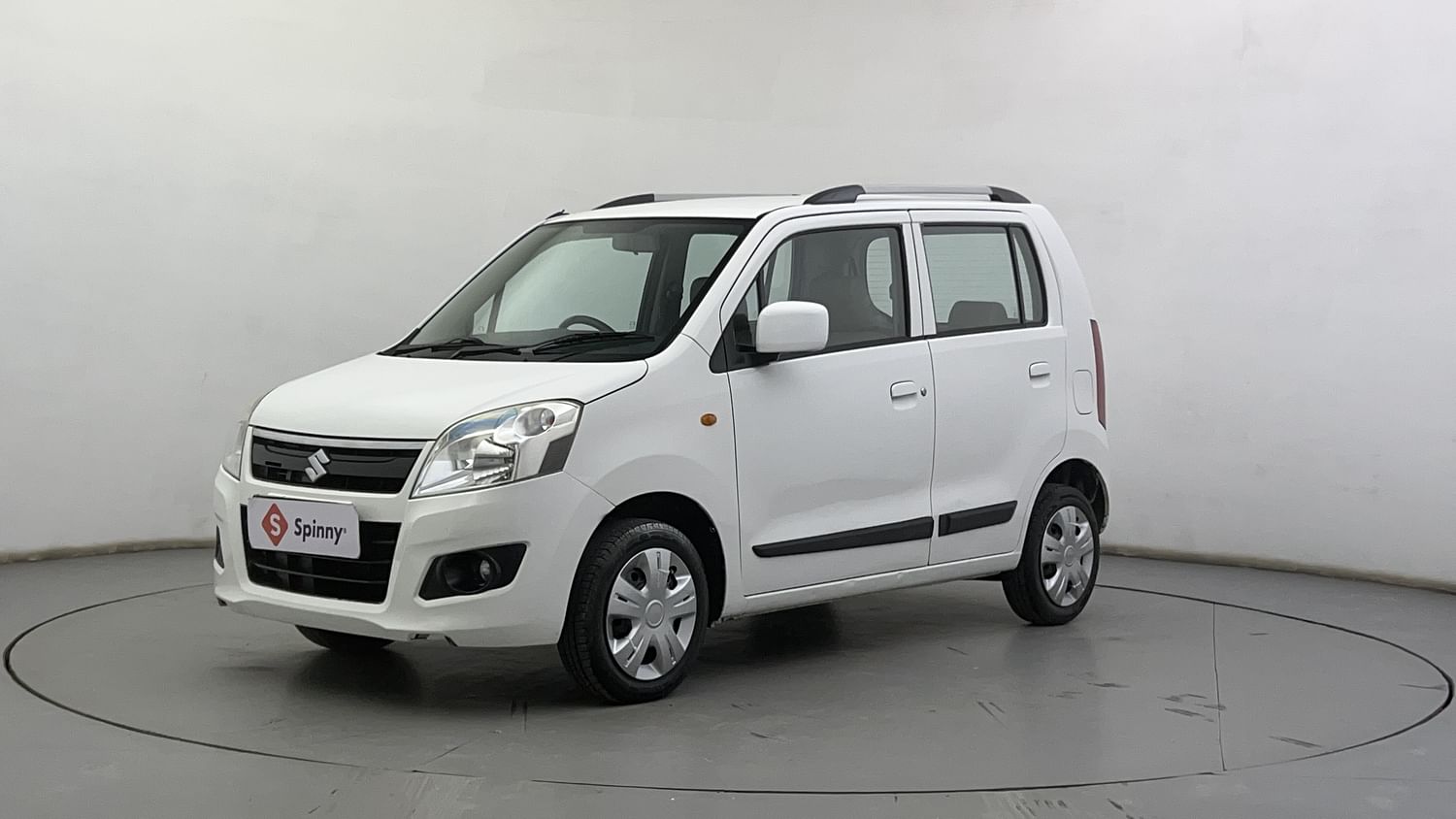 LEFT FRONT CORNER VIEW