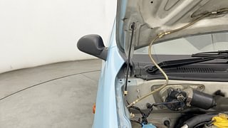 Used 2014 Maruti Suzuki Alto 800 Lxi Petrol Manual engine ENGINE RIGHT SIDE HINGE & APRON VIEW