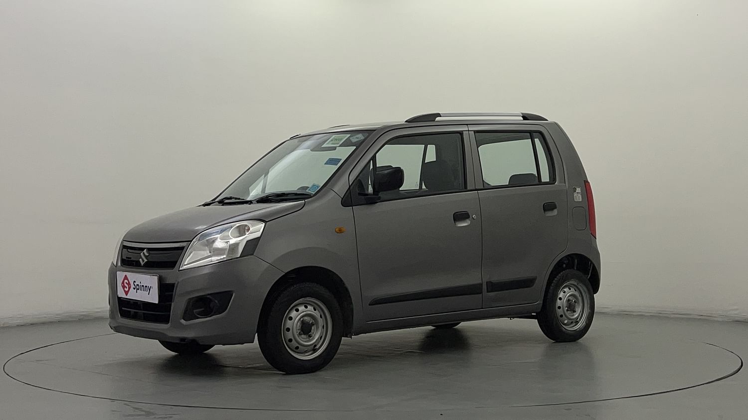 LEFT FRONT CORNER VIEW
