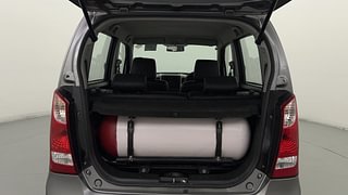 Used 2013 Maruti Suzuki Wagon R 1.0 [2013-2019] LXi CNG Petrol+cng Manual interior DICKY INSIDE VIEW