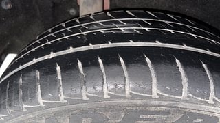 Used 2018 Maruti Suzuki Vitara Brezza [2016-2020] VDi Diesel Manual tyres RIGHT REAR TYRE TREAD VIEW
