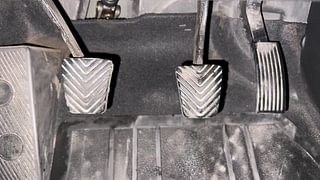 Used 2015 Hyundai Elite i20 Sportz 1.2 Petrol Manual interior PEDALS VIEW