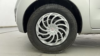 Used 2017 Datsun Redi-GO [2015-2019] T(O) 0.8L Limited Edition Petrol Manual tyres LEFT FRONT TYRE RIM VIEW