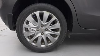 Used 2018 Maruti Suzuki Baleno Alpha AT Petrol Petrol Automatic tyres RIGHT REAR TYRE RIM VIEW