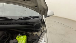 Used 2017 Hyundai Xcent SX 1.2 Petrol Manual engine ENGINE LEFT SIDE HINGE & APRON VIEW