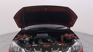 Used 2018 Maruti Suzuki Vitara Brezza [2016-2020] VDi Diesel Manual engine ENGINE & BONNET OPEN FRONT VIEW