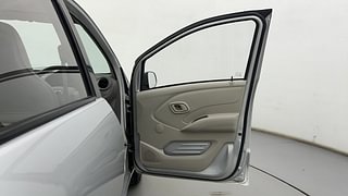 Used 2017 Datsun Redi-GO [2015-2019] T(O) 0.8L Limited Edition Petrol Manual interior RIGHT FRONT DOOR OPEN VIEW