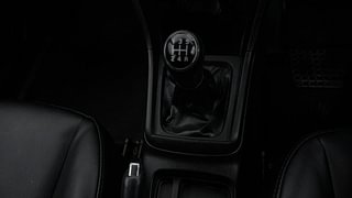 Used 2018 Maruti Suzuki Vitara Brezza [2016-2020] VDi Diesel Manual interior GEAR  KNOB VIEW