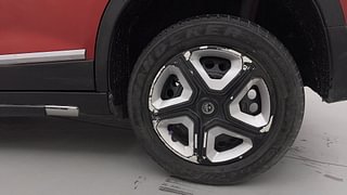 Used 2018 Maruti Suzuki Vitara Brezza [2016-2020] VDi Diesel Manual tyres LEFT REAR TYRE RIM VIEW