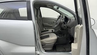 Used 2017 Datsun Redi-GO [2015-2019] T(O) 0.8L Limited Edition Petrol Manual interior RIGHT SIDE FRONT DOOR CABIN VIEW
